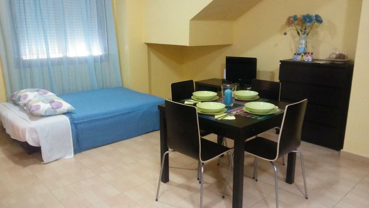 Apartamento Domingo Lozano Málaga Exterior foto