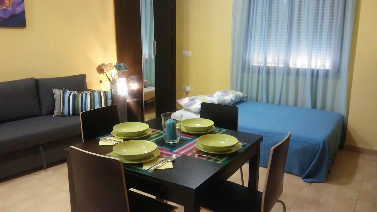 Apartamento Domingo Lozano Málaga Exterior foto